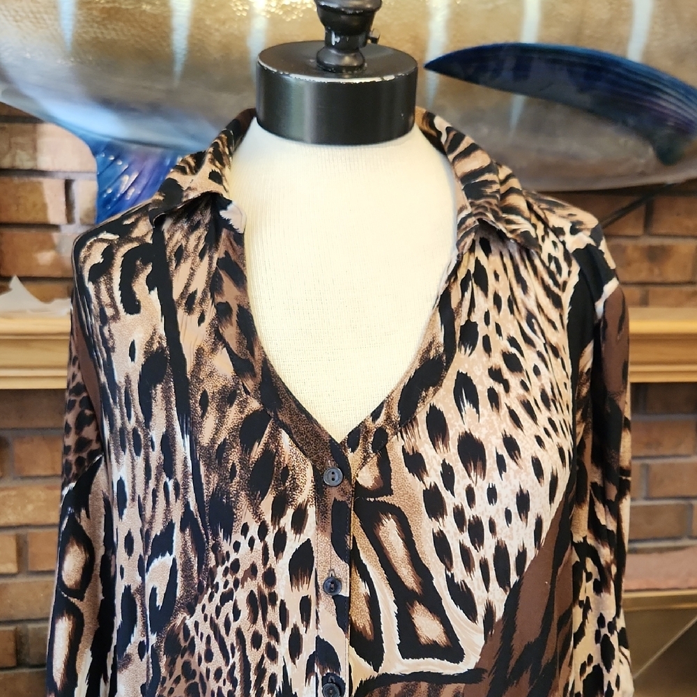 Peter Nygård Animal Print Shirt in Brown and Black Size XL Button Up Blouse